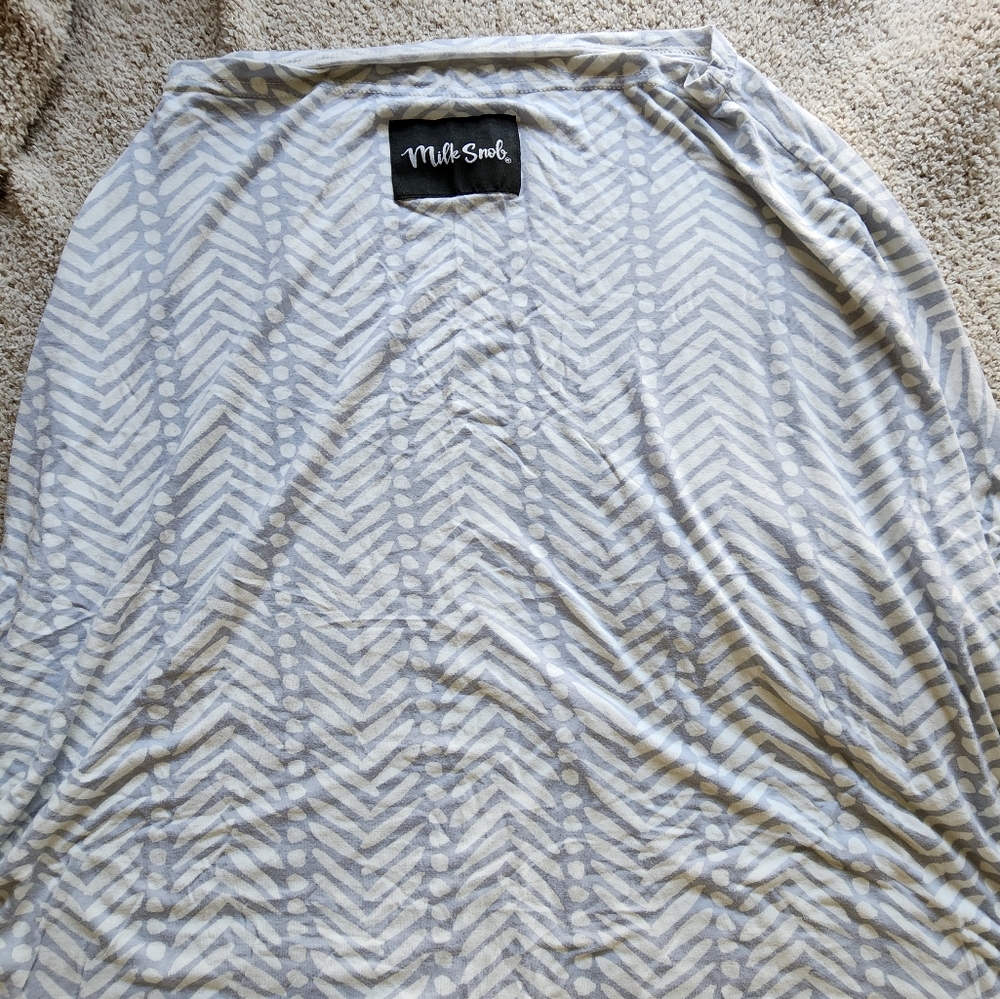 Milksnob carseat/nursing cover